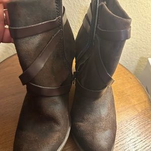 Crown Vintage Ankle Booties Brown Solid Zip Up Block Heel Size 6.5 US